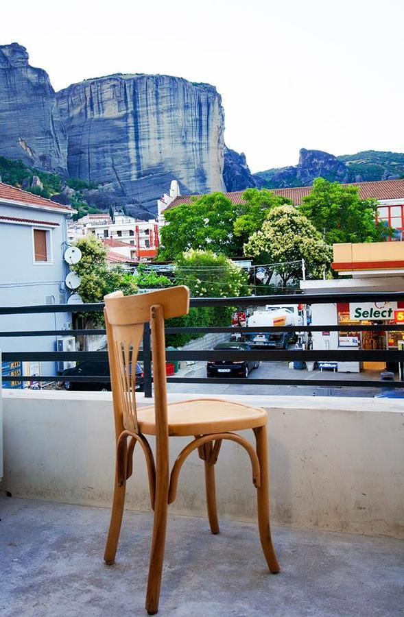 Meteora Central Hostel กาลัมปากา ภายนอก รูปภาพ