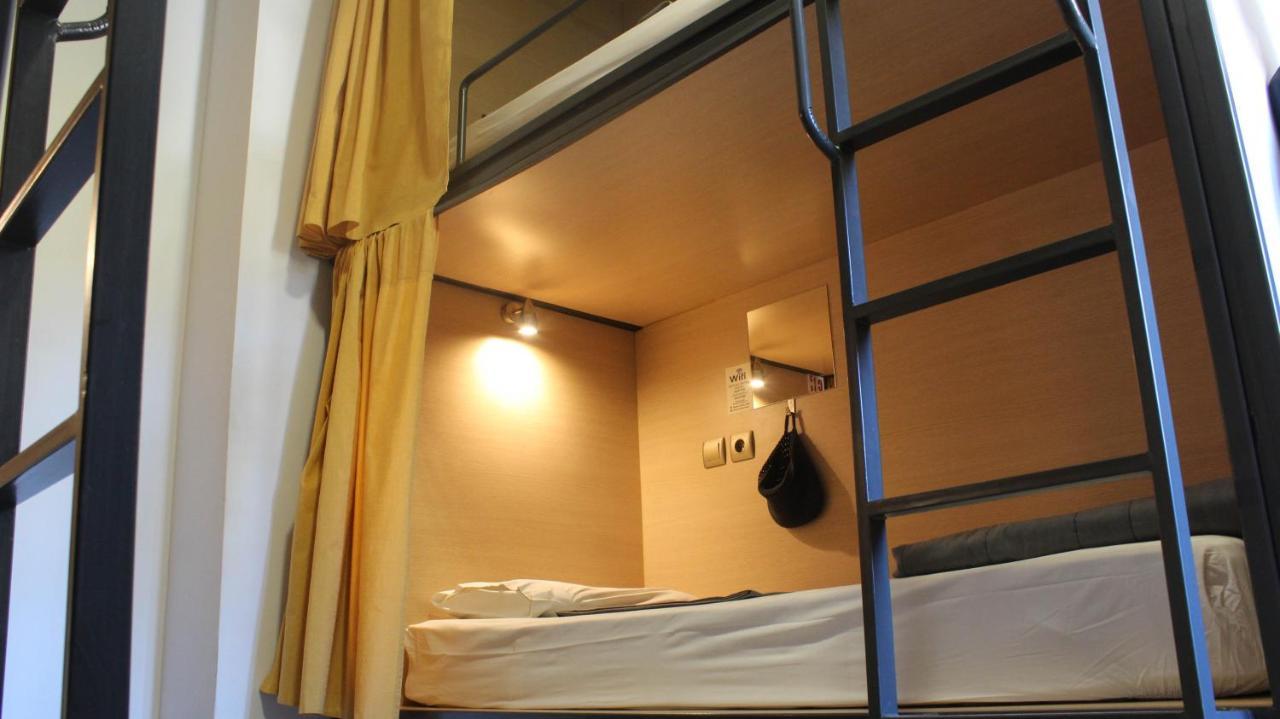 Meteora Central Hostel กาลัมปากา ภายนอก รูปภาพ