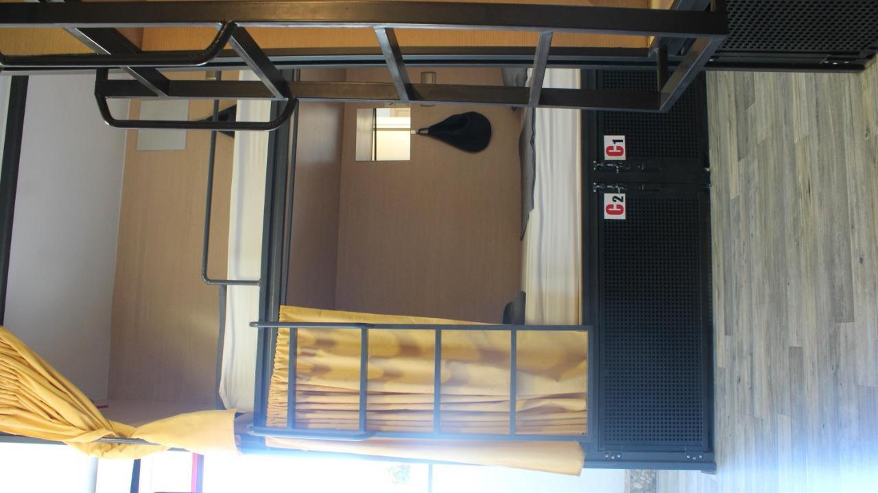 Meteora Central Hostel กาลัมปากา ภายนอก รูปภาพ