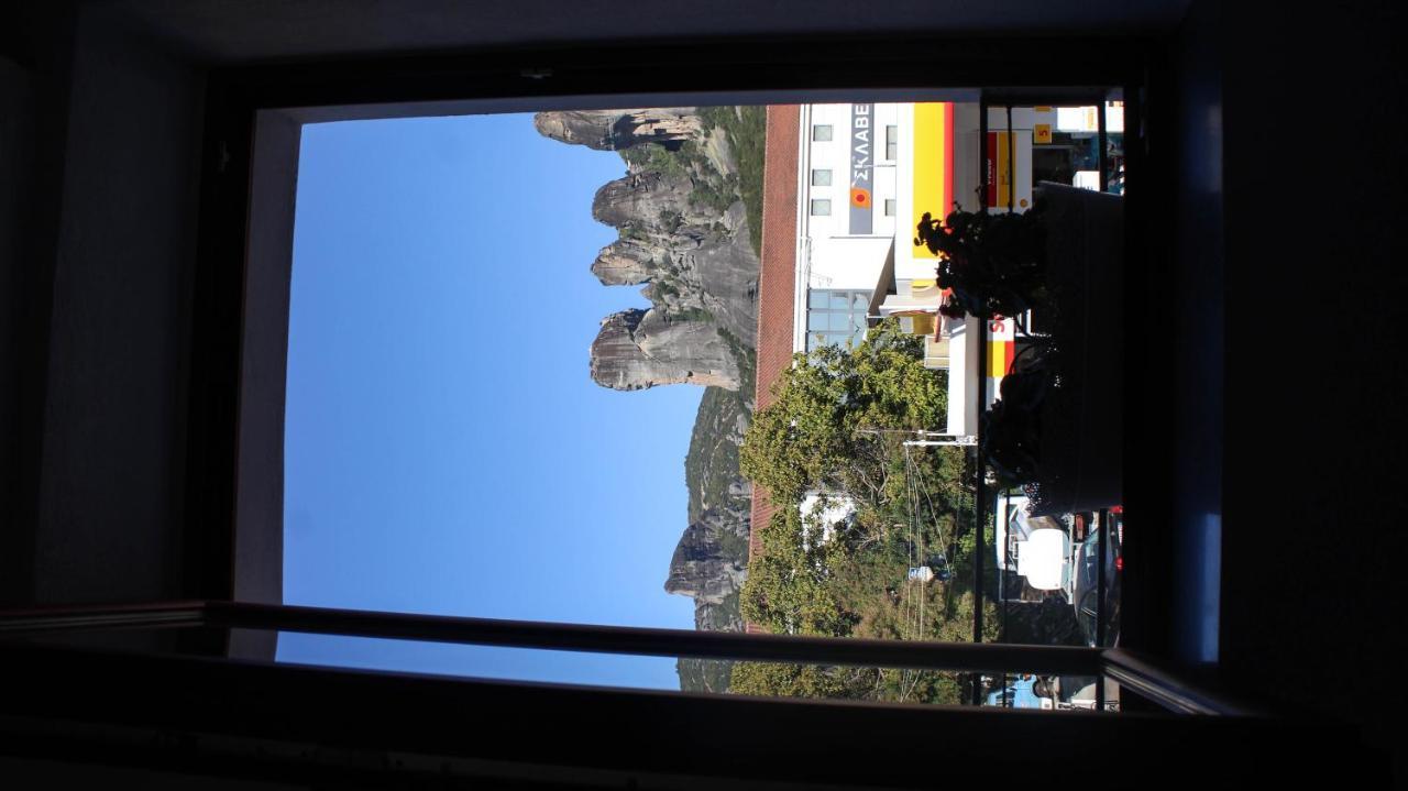 Meteora Central Hostel กาลัมปากา ภายนอก รูปภาพ